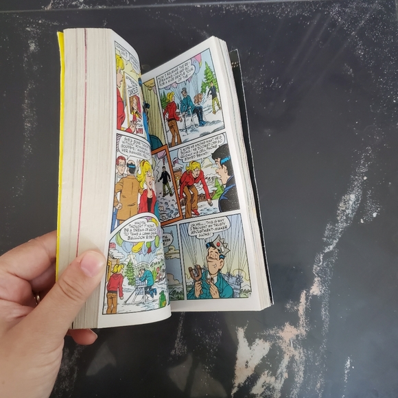 Archie Milestones Jughead Guide To Life Book 18 - Picture 5 of 6